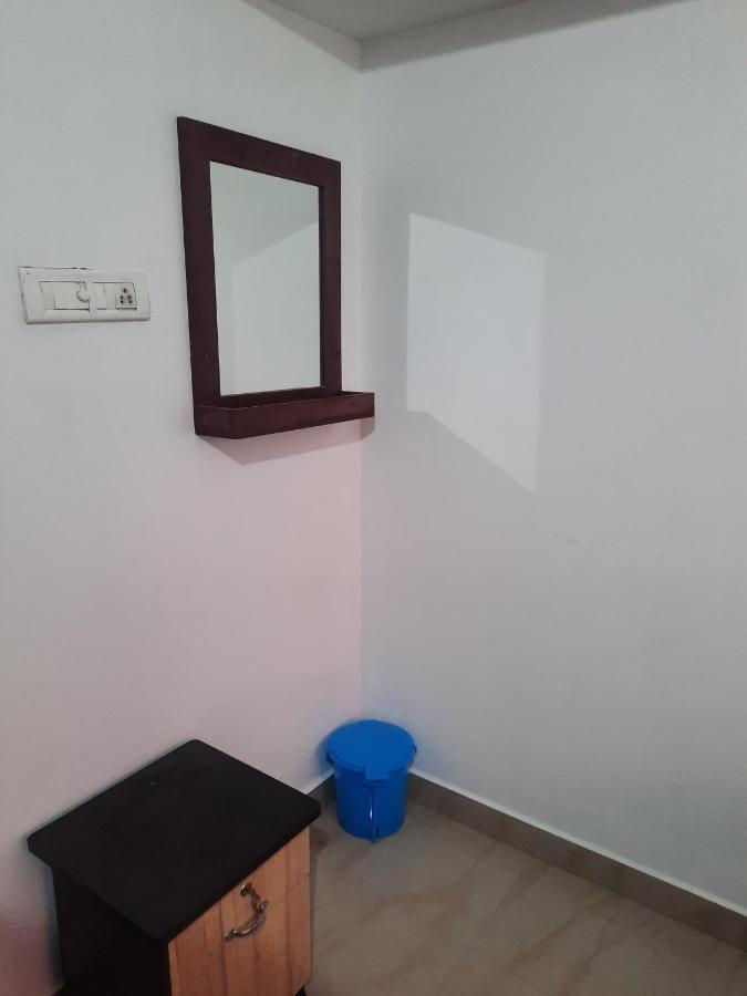 Apartamento Fresh Up In Guruvayur Krishnendhu Residency Exterior foto